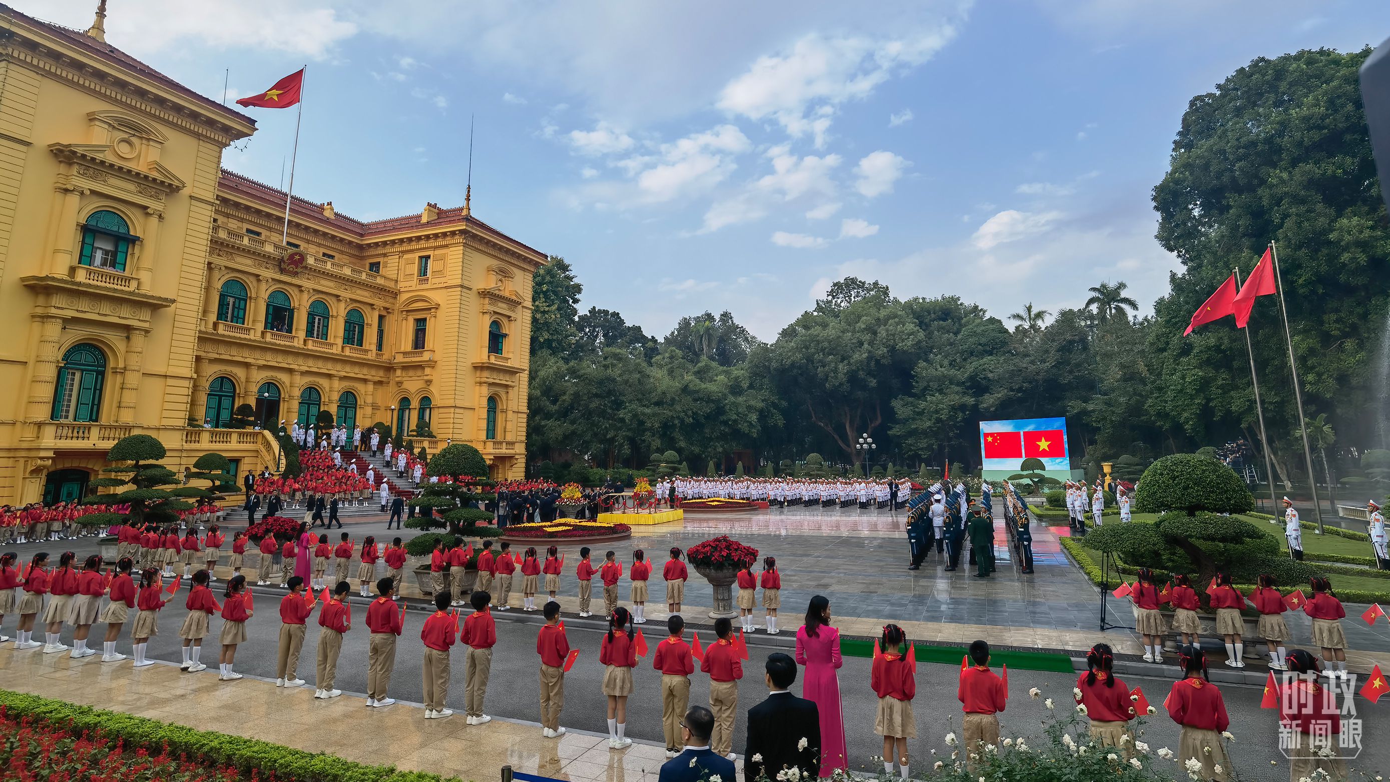 江南体育时政新闻眼丨时隔六年习再访越南承载哪些重要历史意义(图4)